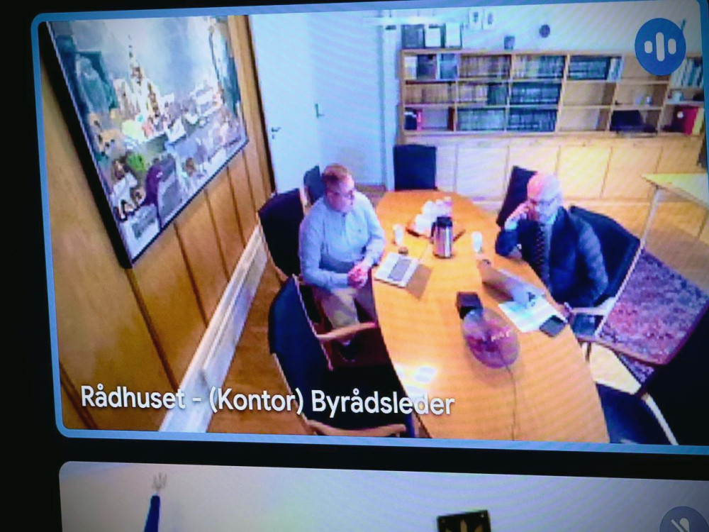 2710 image for slide