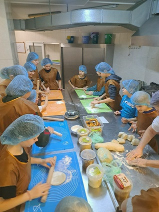 3687 image for slide