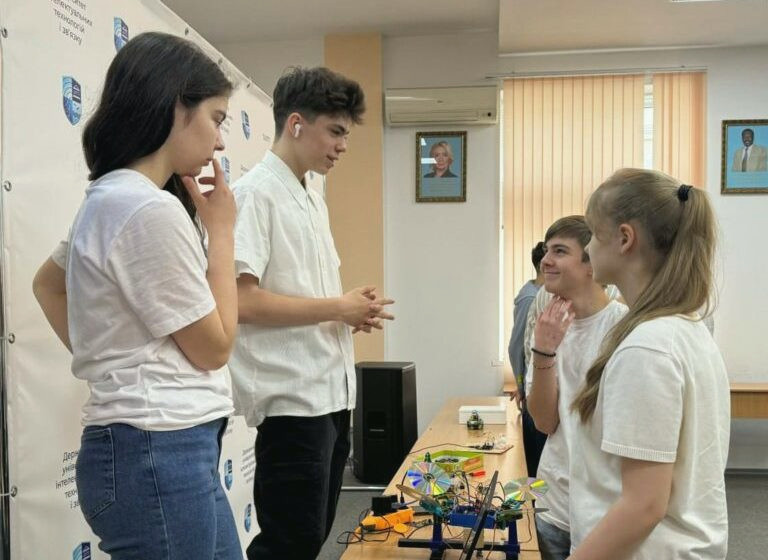 6318 image for slide