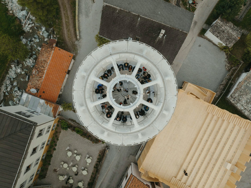 6492 image for slide