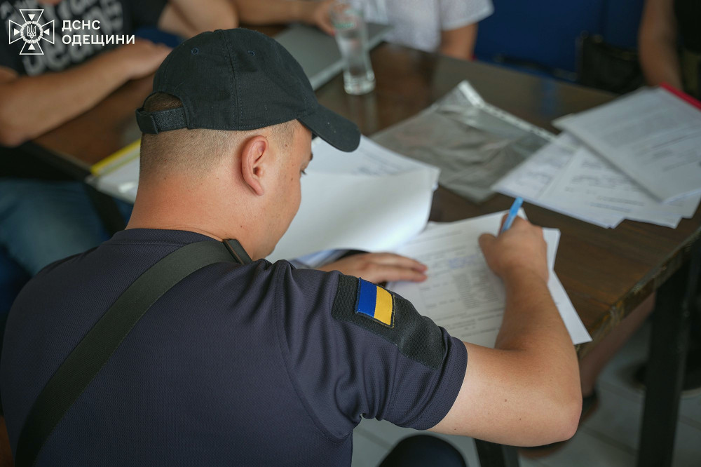 6975 image for slide