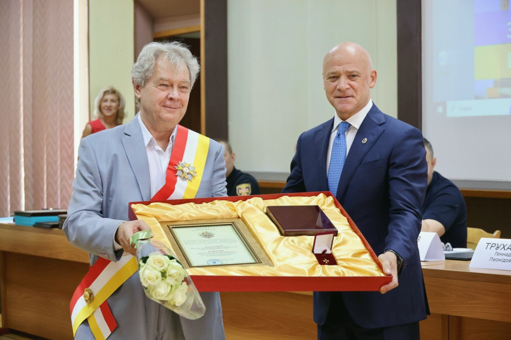 7898 image for slide