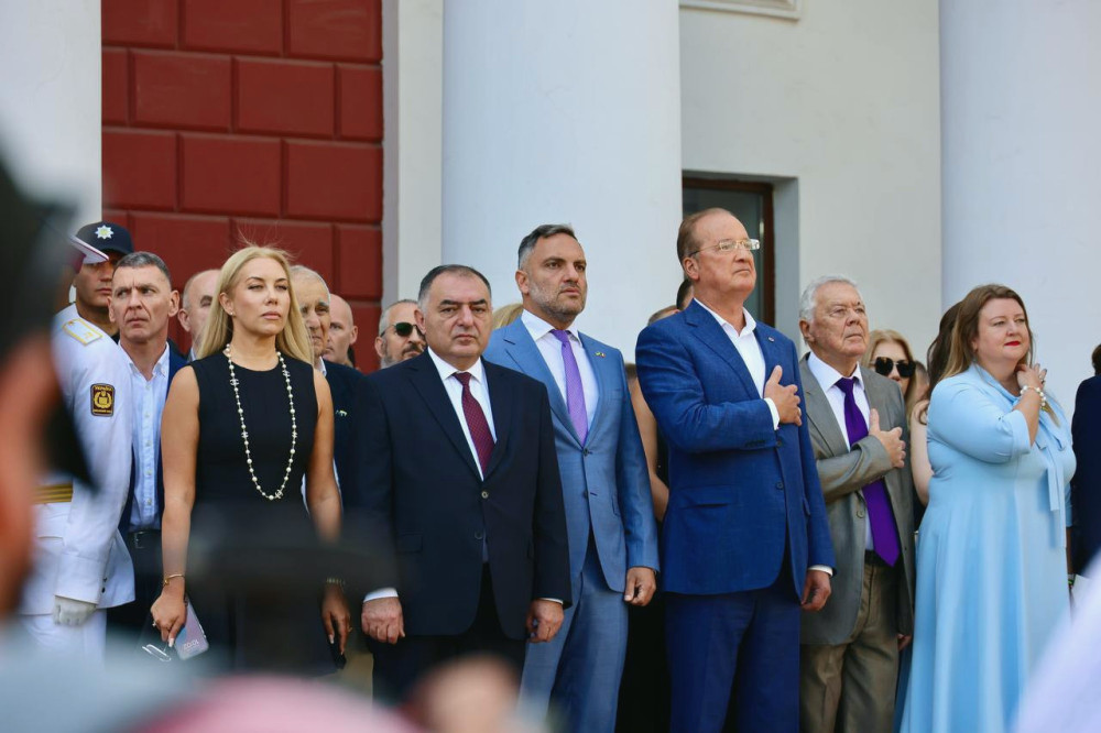 8294 image for slide